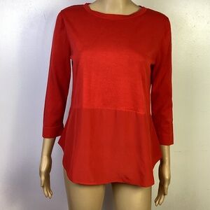 COS Red Knit 3/4 Sleeve 100% Silk Bottom Button down back Top Sz S